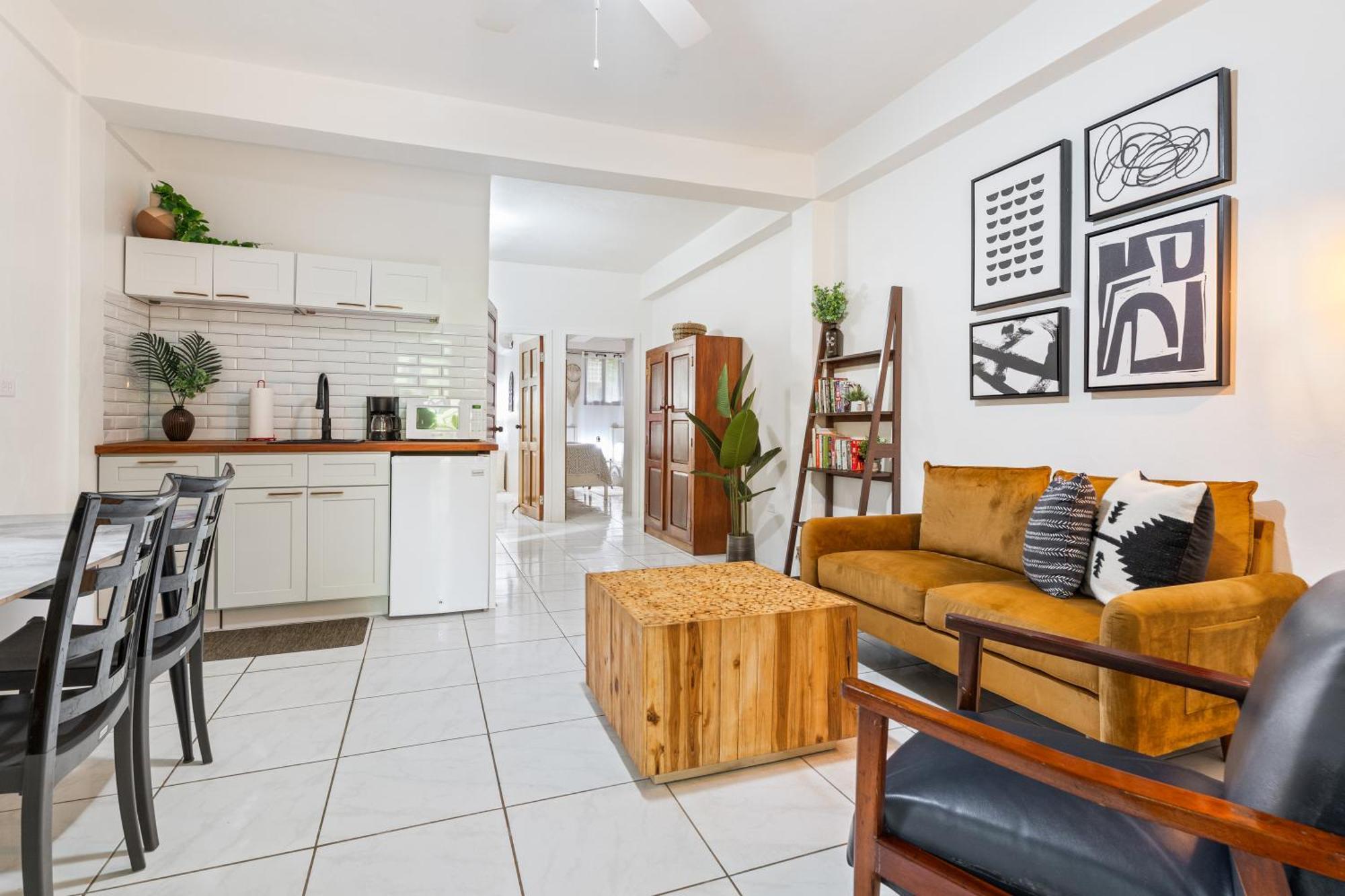 Coconut Row Boutique Hotel Hopkins Extérieur photo