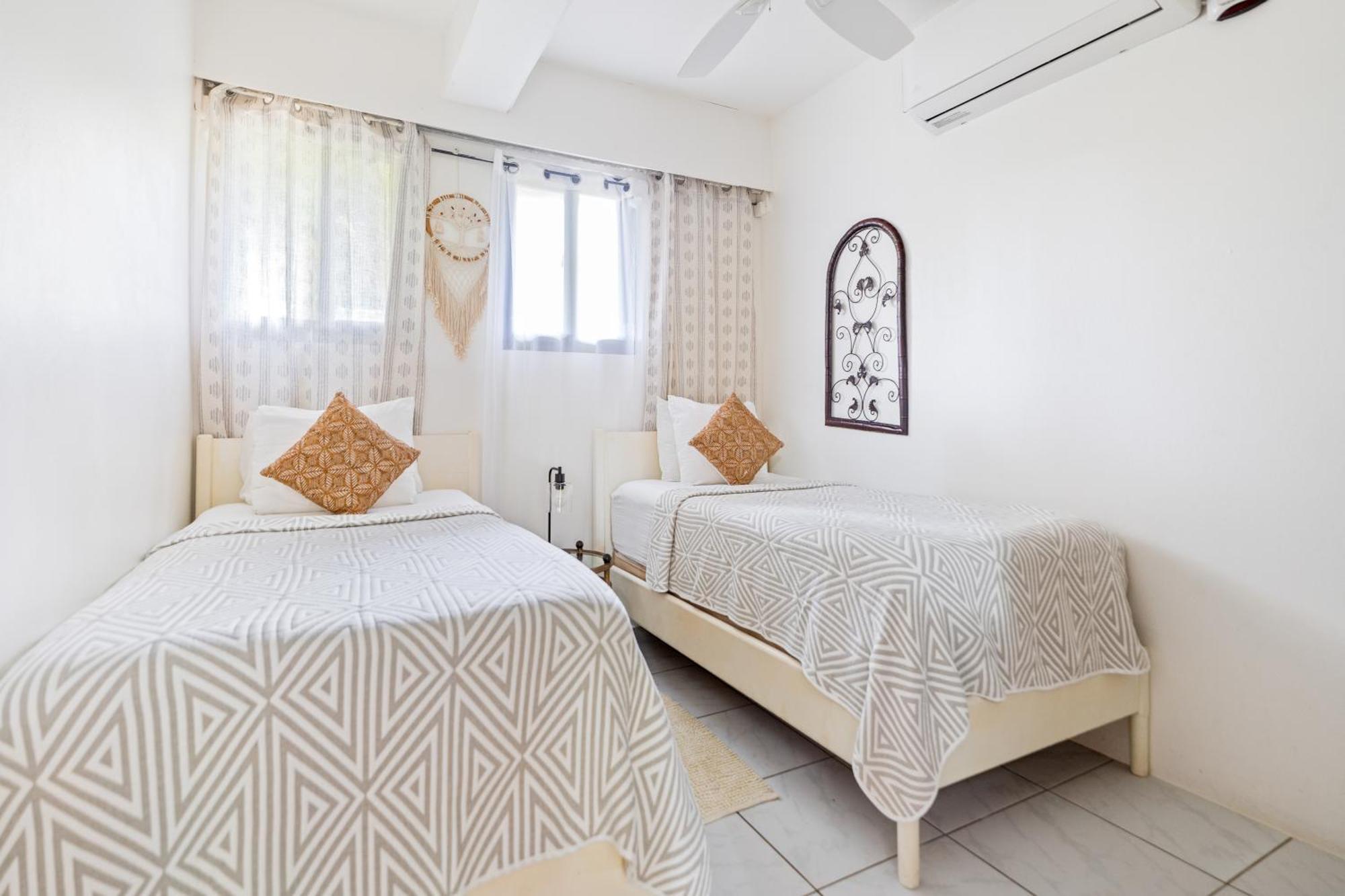 Coconut Row Boutique Hotel Hopkins Chambre photo