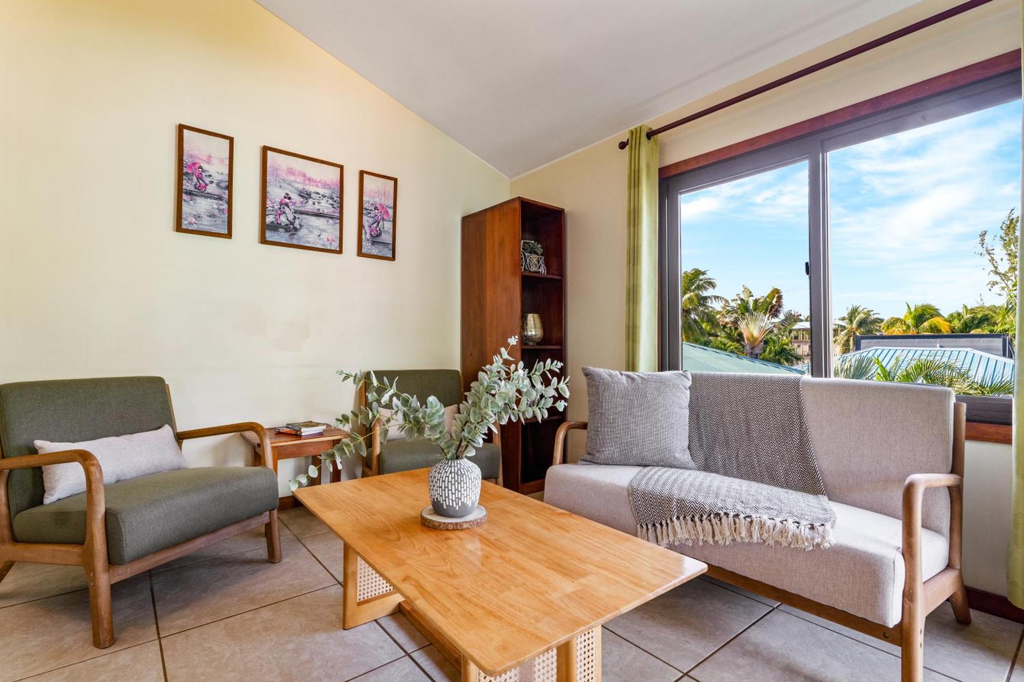 Coconut Row Boutique Hotel Hopkins Extérieur photo